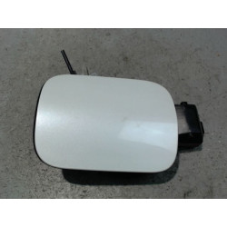 VOLET DE TRAPPE CARBURANT
