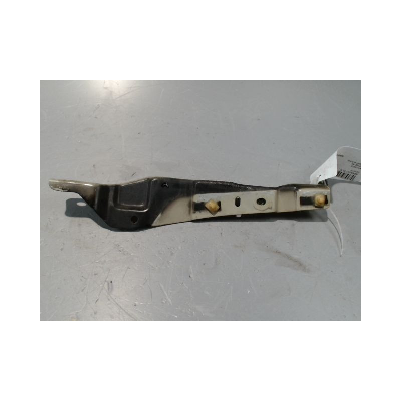 SUPPORT AILE AVD RENAULT CLIO IV