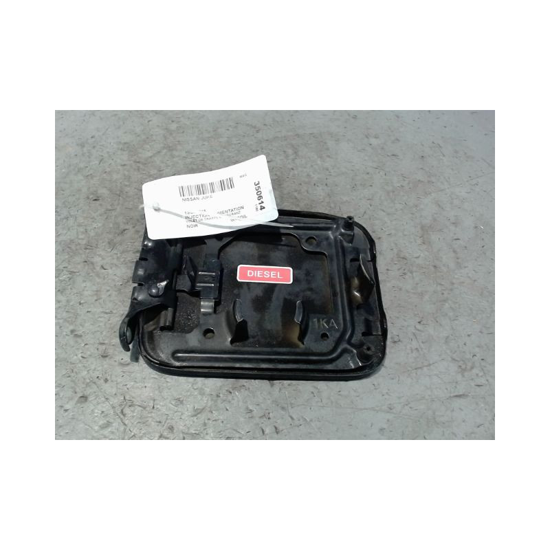 VOLET DE TRAPPE CARBURANT NISSAN JUKE