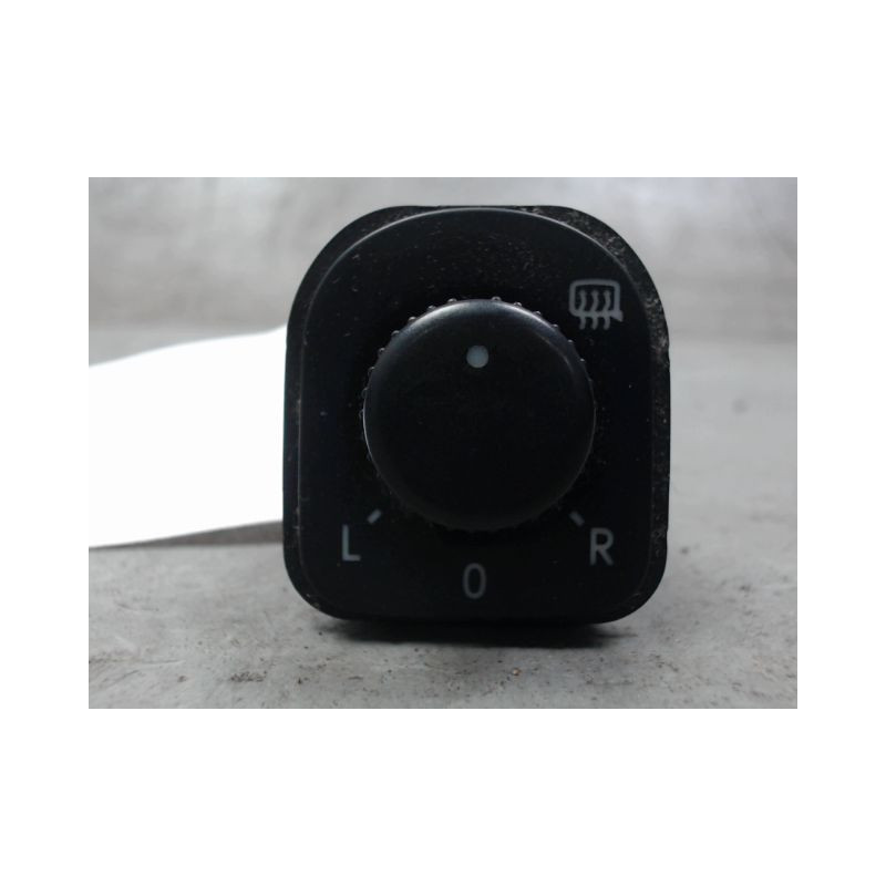 COMMANDE RETROVISSEUR EXTERIEUR ELECTRIQUE VOLKSWAGEN GOLF V 2003-2009