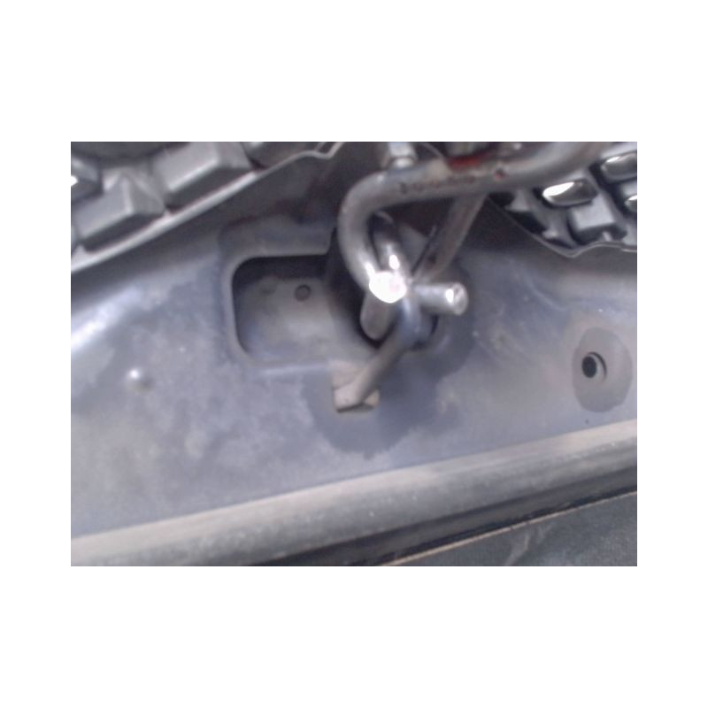 CAPOT TOYOTA YARIS 2003-