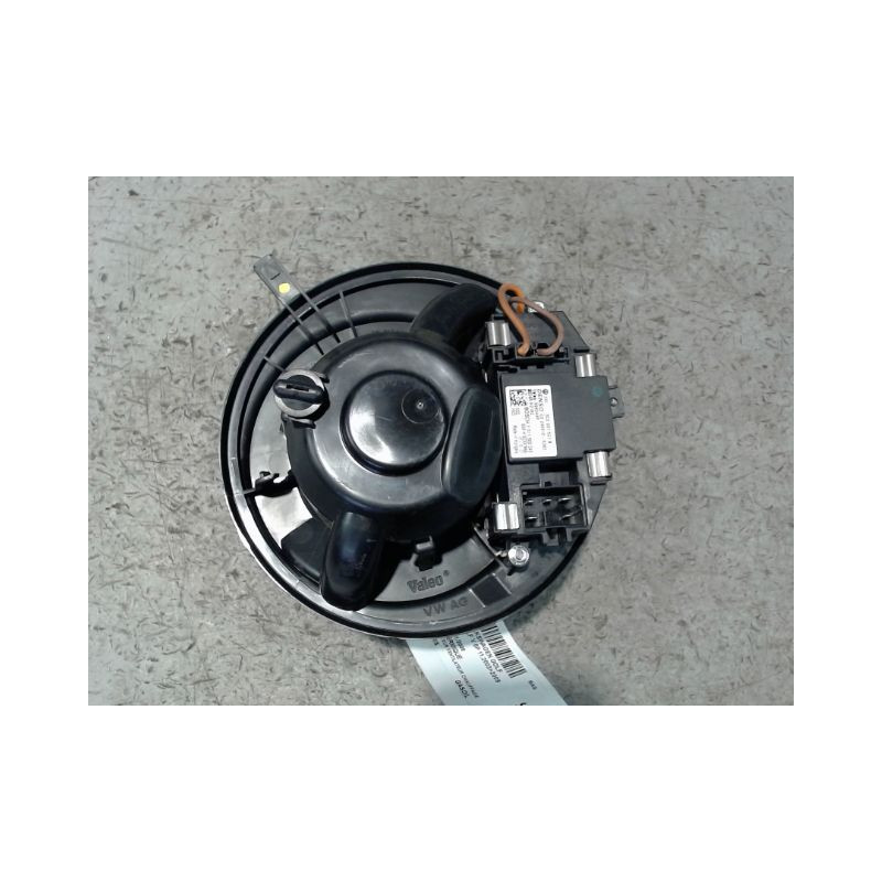 MOTEUR VENTILATEUR CHAUFFAGE VOLKSWAGEN GOLF V 2003-2009