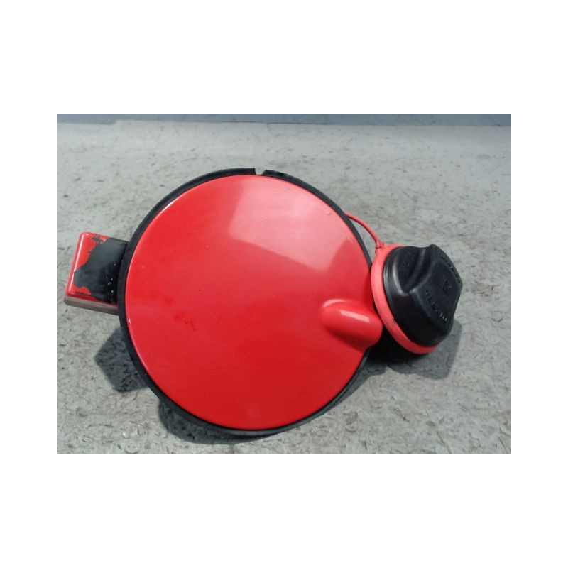 VOLET DE TRAPPE CARBURANT OPEL CORSA 06-09
