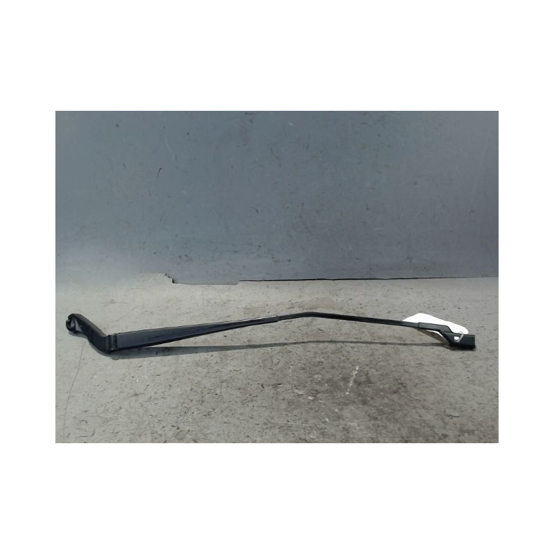 BRAS ESSUIE-GLACE AVANT DROIT PEUGEOT BOXER