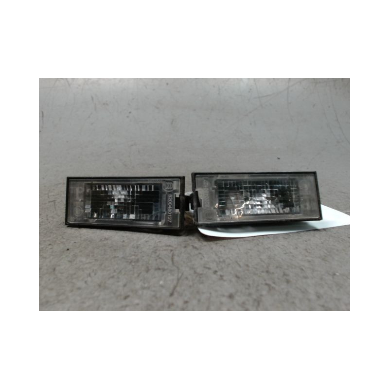 ECLAIREUR PLAQUE DE POLICE RENAULT CLIO IV 2012-