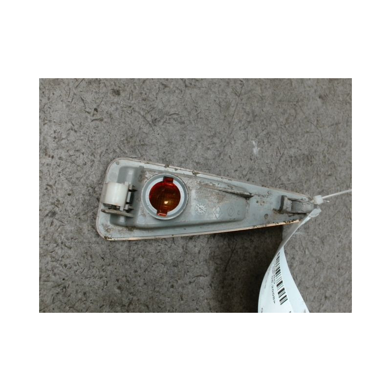 REPETITEUR AILE GAUCHE DACIA SANDERO 2008-