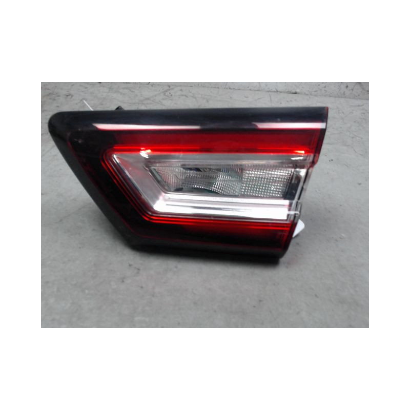 FEU ARRIERE INTERIEUR DROIT RENAULT CLIO