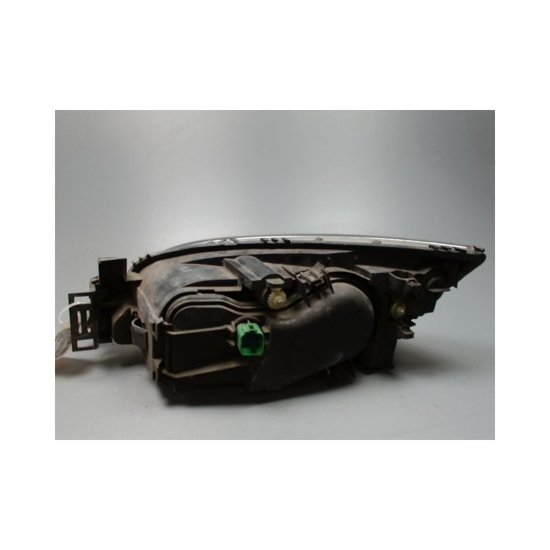 PHARE DROIT FORD MONDEO 2000-2007