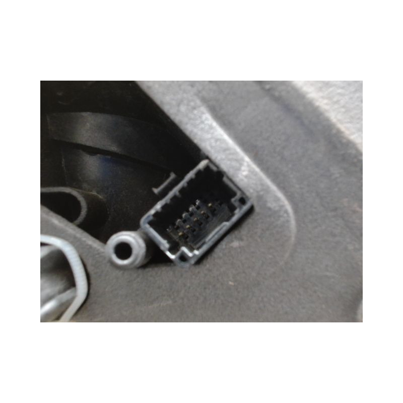 RETROVISEUR EXTERIEUR ELECTRIQUE GAUCHE RENAULT CLIO III 2005-