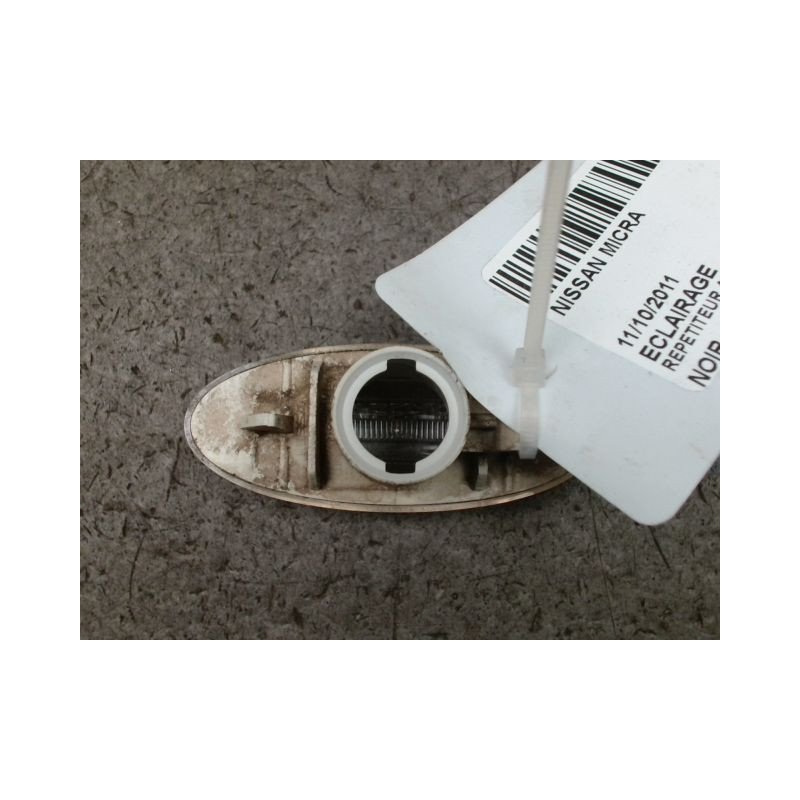 REPETITEUR AILE DROIT NISSAN MICRA