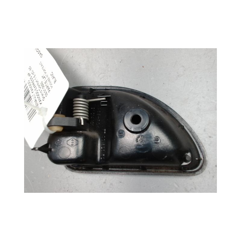POIGNEE INTERIEURE PORTE AVANT DROIT RENAULT KANGOO EXPRESS 97-2003