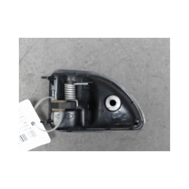 POIGNEE INTERIEURE PORTE AVANT DROIT RENAULT KANGOO EXPRESS 97-2003