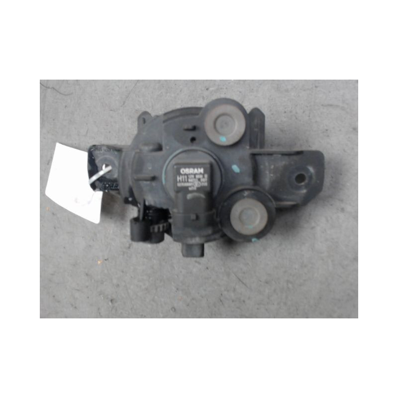 PHARE ANTIBROUILLARD AVANT DROIT RENAULT CLIO II PH.2 01-06