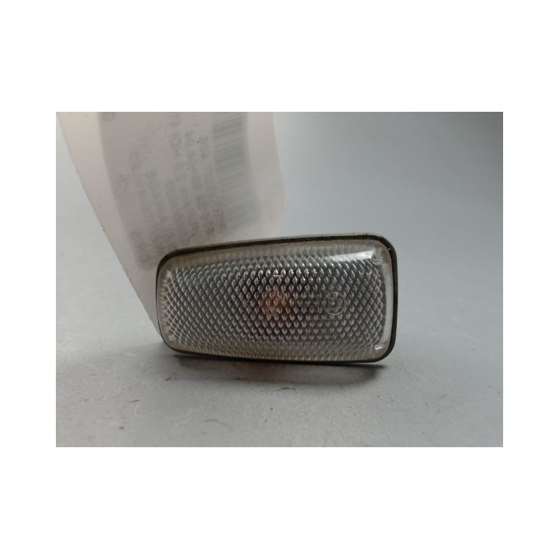 REPETITEUR AILE DROIT PEUGEOT 406 99-04