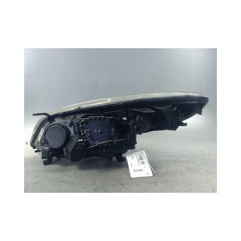 PHARE DROIT RENAULT MEGANE III ESTATE 09-