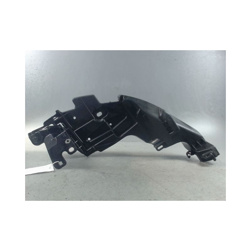 SUPPORT PHARE DROIT RENAULT MEGANE III ESTATE 09-