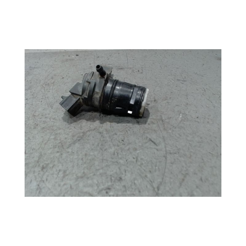 POMPE LAVE-GLACE AVANT TOYOTA PRIUS
