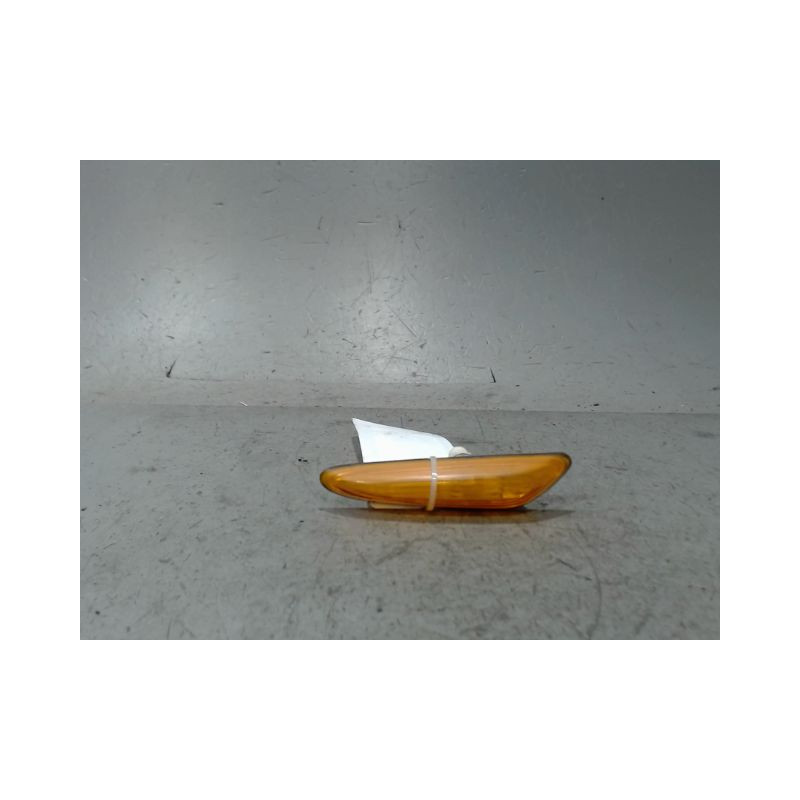 REPETITEUR AILE GAUCHE B.M.W. X3