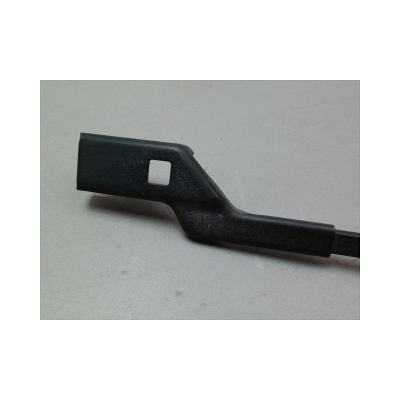 BRAS ESSUIE-GLACE AVANT GAUCHE FIAT 500 2007-