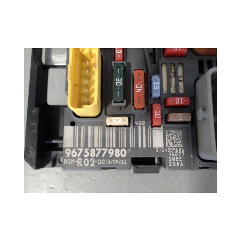 BOITE A FUSIBLES PEUGEOT 5008 MONOSP. I Phase 1 2009-2013