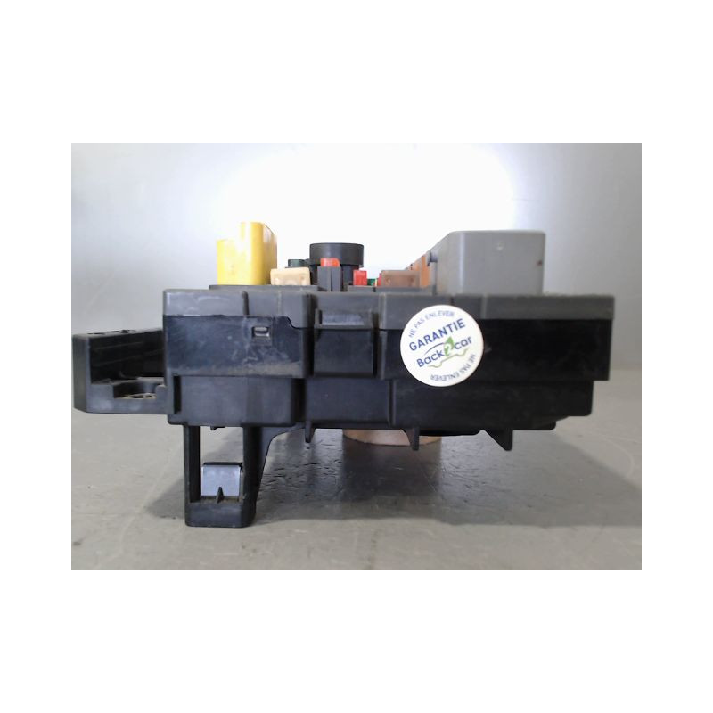 BOITE A FUSIBLES PEUGEOT 5008 MONOSP. I Phase 1 2009-2013