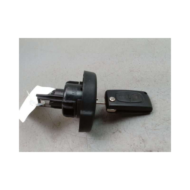 BOUCHON RESERVOIR A CARBURANT PEUGEOT 308 I Phase 1 2007-2011