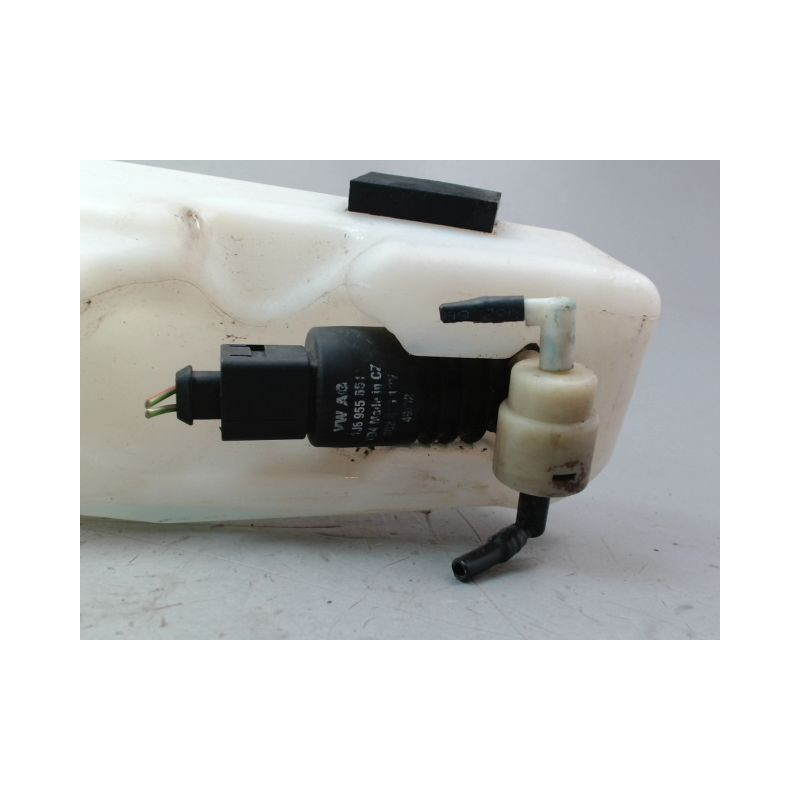 RESERVOIR LAVE-GLACE AVANT VOLKSWAGEN POLO IV Phase 1 (9N) 2002-2005