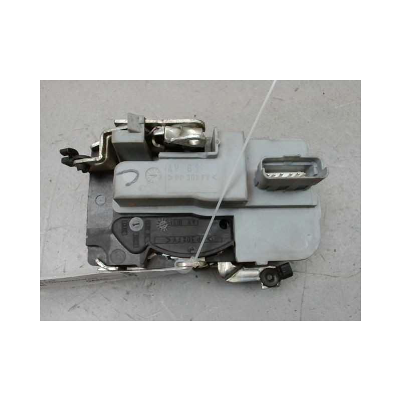 SYSTEME CONDAMNATION AVANT GAUCHE PEUGEOT 206 + 2009-2013