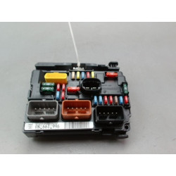 PLATINE FUSIBLE AV