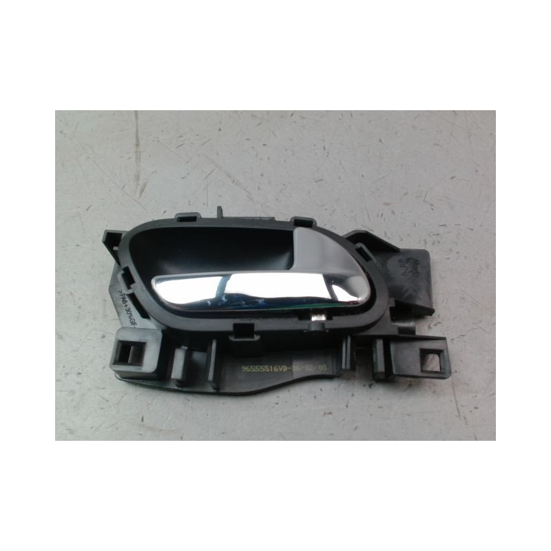 POIGNEE INTERIEURE PORTE AVANT DROIT PEUGEOT 207 2006-2013