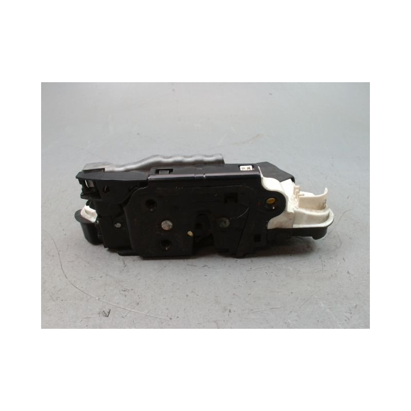 SYSTEME CONDAMNATION AVANT GAUCHE VOLKSWAGEN POLO V Phase 1 (6R) 2009-2014