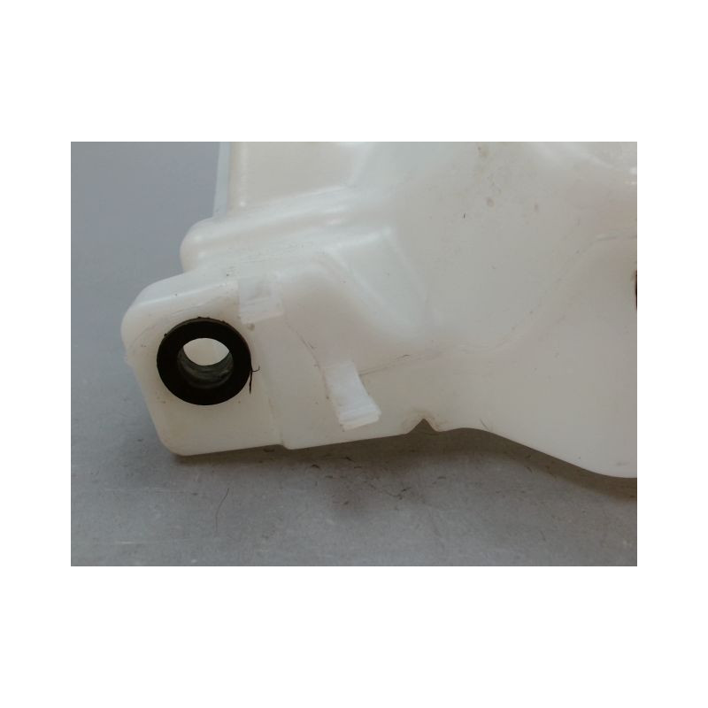 RESERVOIR LAVE-GLACE AVANT MAZDA 2 II Phase 1 2007-2011