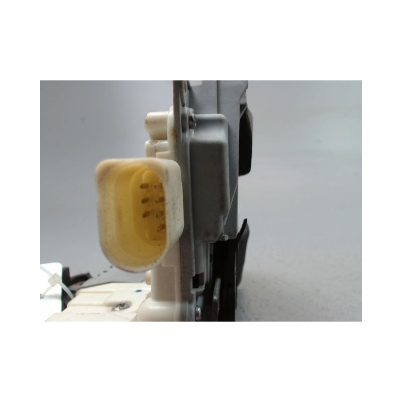 SYSTEME CONDAMNATION AVANT DROIT AUDI A3 2003-