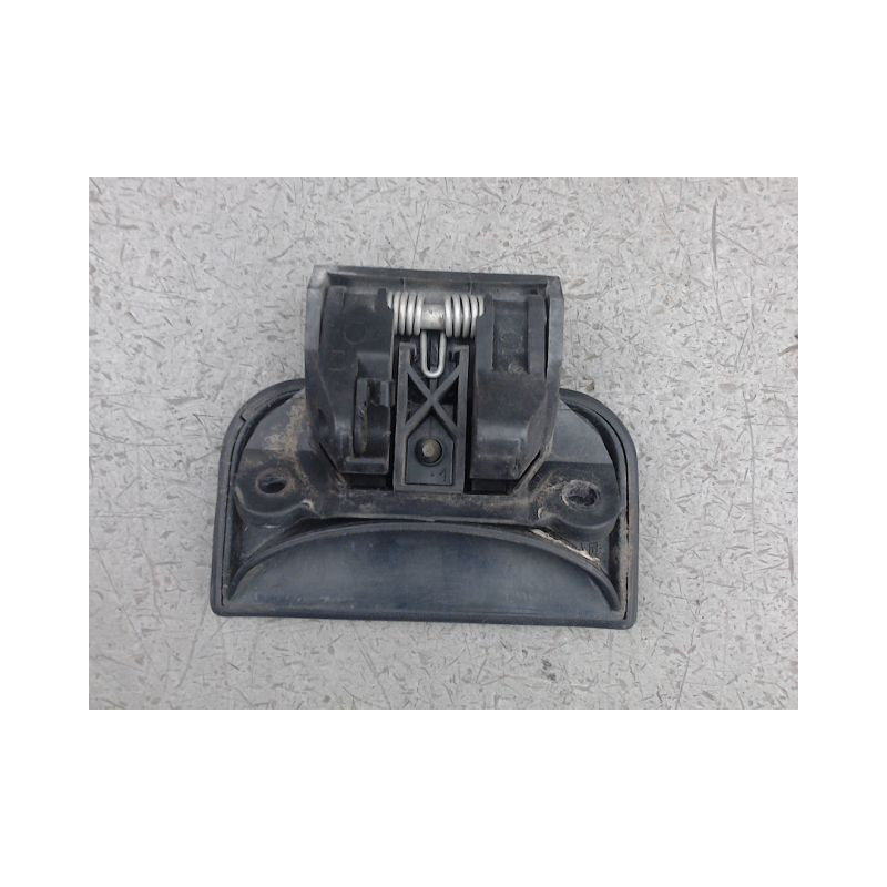 POIGNEE EXTERIEURE PORTE AVANT DROIT PEUGEOT 106