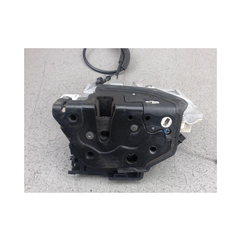 SYSTEME CONDAMNATION AVANT DROIT SEAT LEON