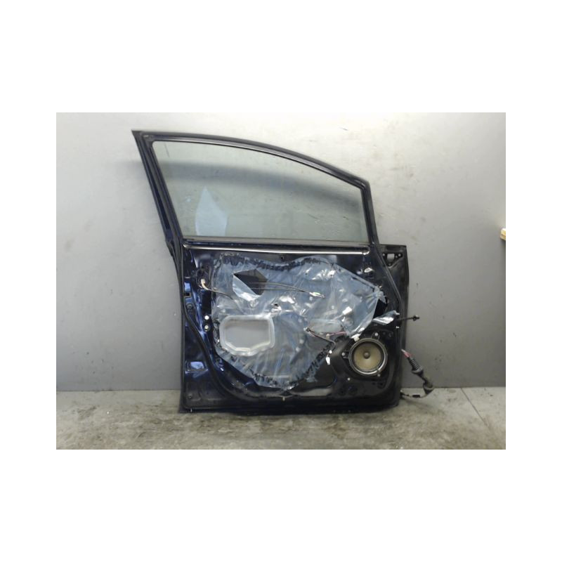PORTE AVANT GAUCHE TOYOTA VERSO