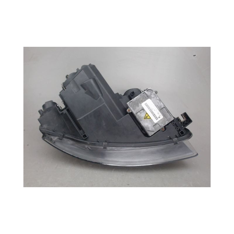PHARE DROIT AUDI A3