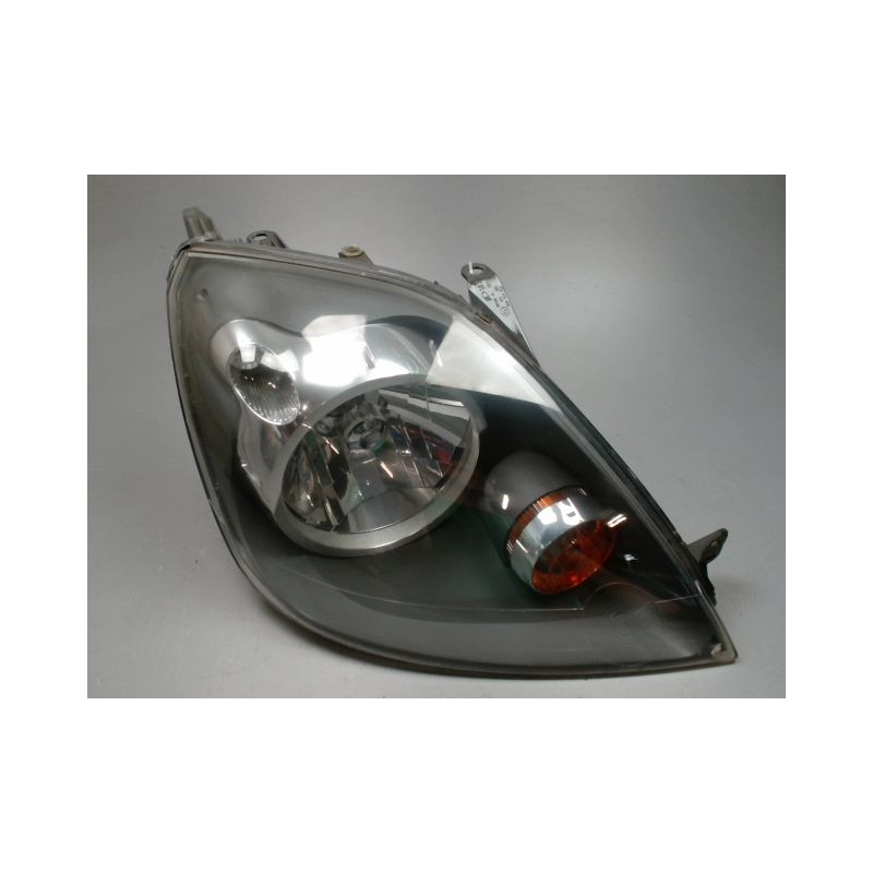 PHARE DROIT FORD FIESTA 2005-