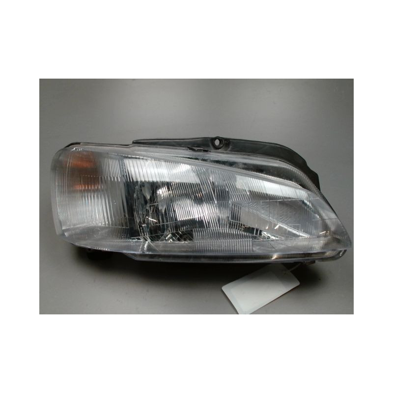 PHARE DROIT PEUGEOT 106 96-2003