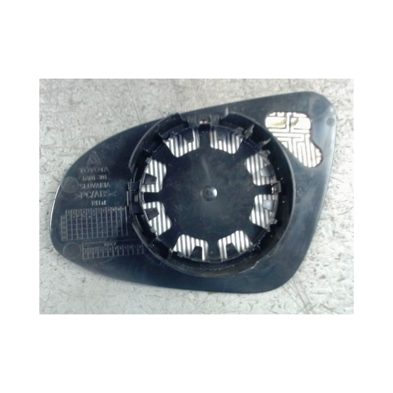 GLACE RETROVISEUR EXT D TOYOTA YARIS II 2010-