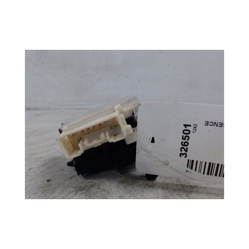 COMMANDE CLIGNOTANT SUZUKI SWIFT 3P