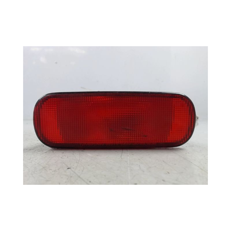 FEU BROUILLARD CENTRAL ARRIERE SUZUKI SWIFT 3P