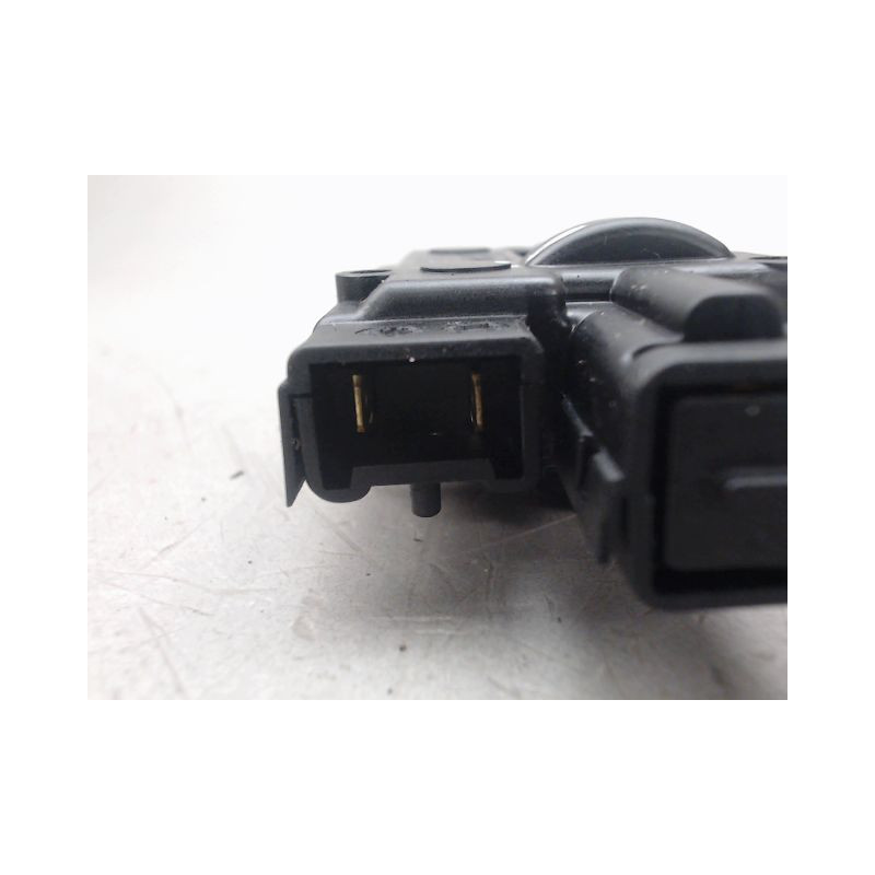 ACTIONNEUR TRAPPE CARBURANT RENAULT MEGANE