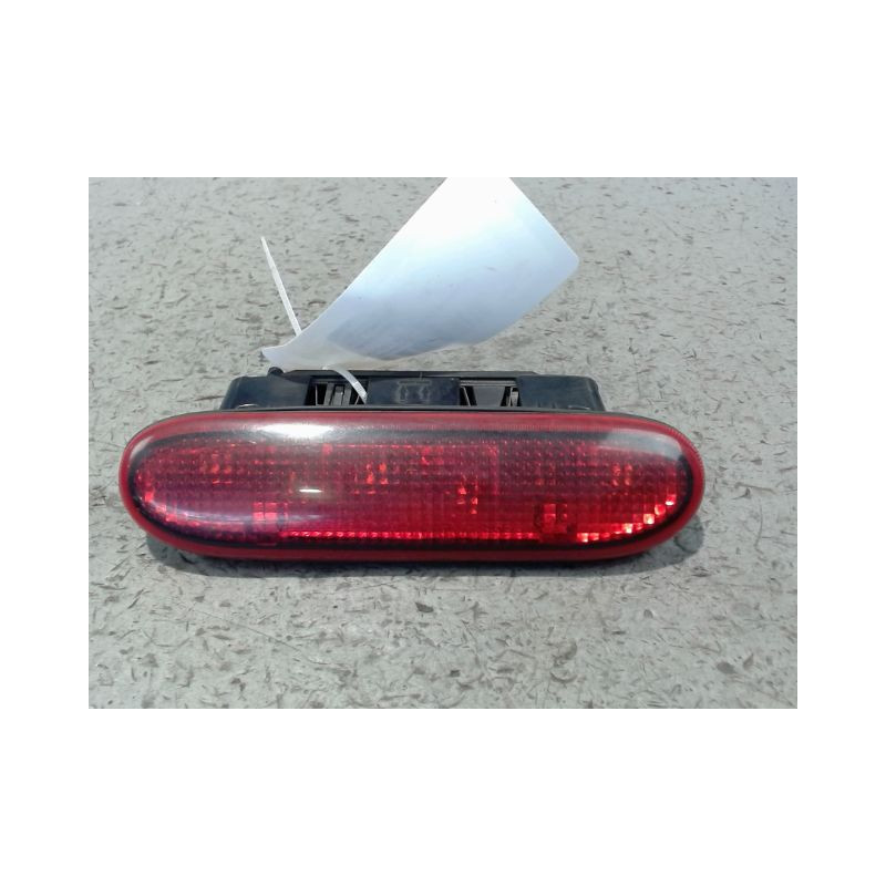 FEUX STOP SUPPLEMENTAIRE RENAULT CLIO I PH.3 96-98
