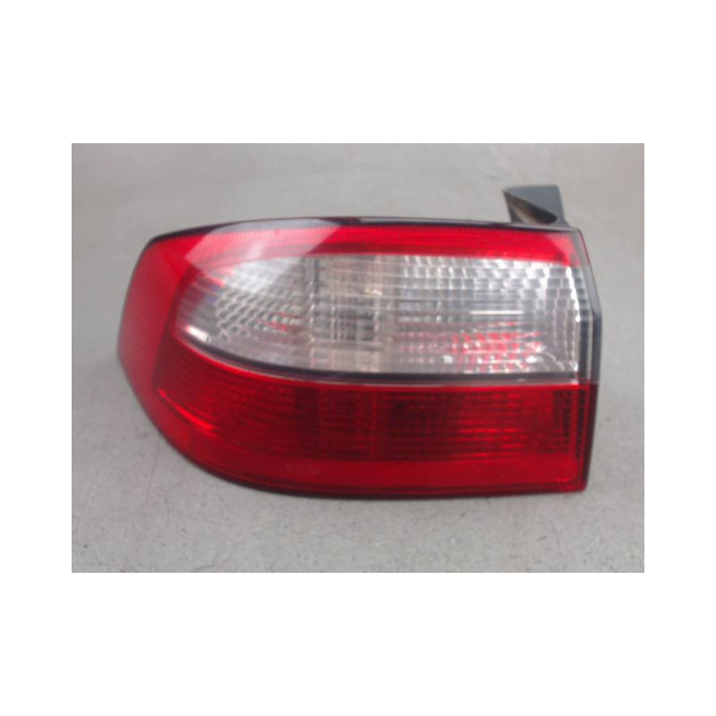 FEU ARRIERE GAUCHE  RENAULT LAGUNA