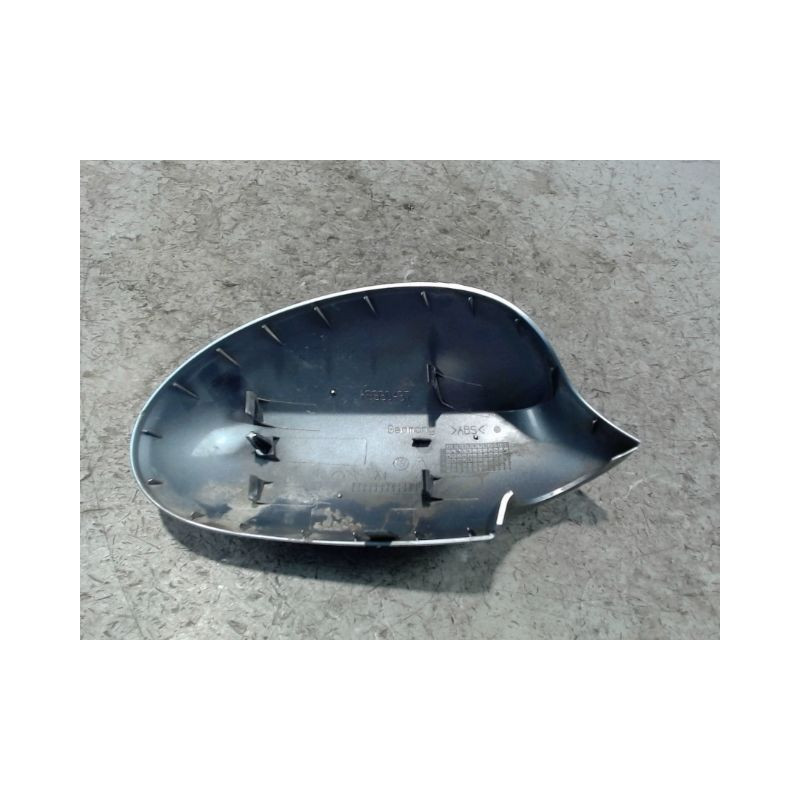 CARENAGE RETROVISEUR EXTERIEUR GAUCHE B.M.W. SERIE 1