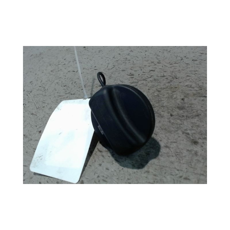BOUCHON RESERVOIR A CARBURANT MINI MINI 2010-