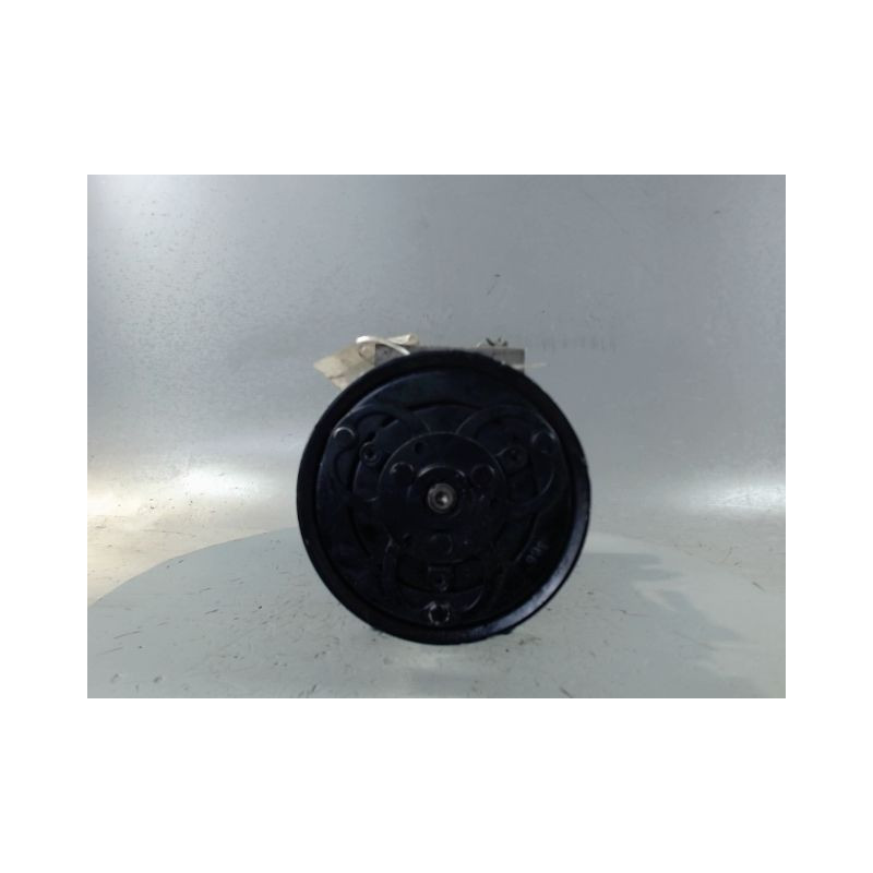 COMPRESSEUR AIR CONDITIONNE RENAULT CLIO IV