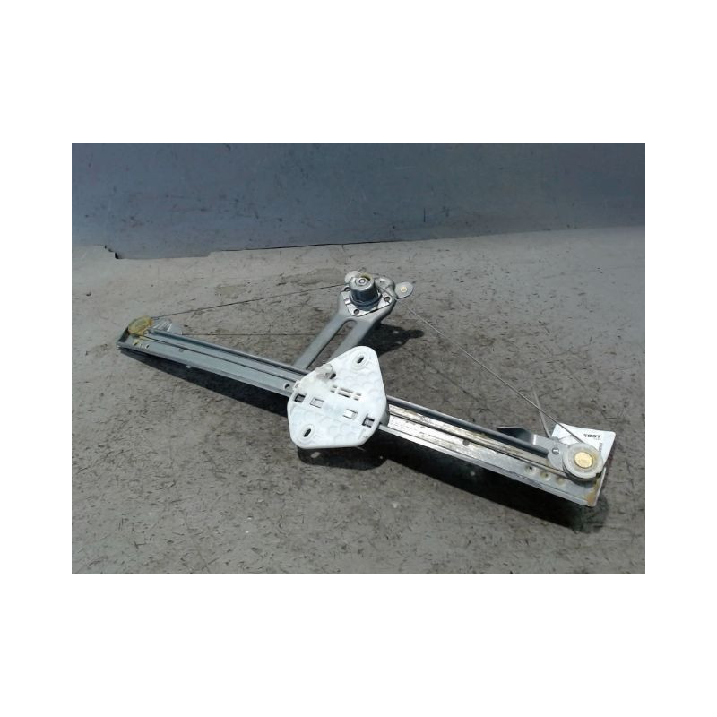 MECANISME LEVE-GLACE AVANT GAUCHE DACIA LOGAN 4 P 05-08