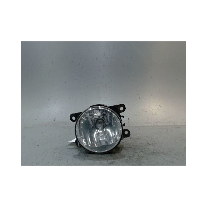 PHARE ANTIBROUILLARD AVANT GAUCHE DACIA DUSTER